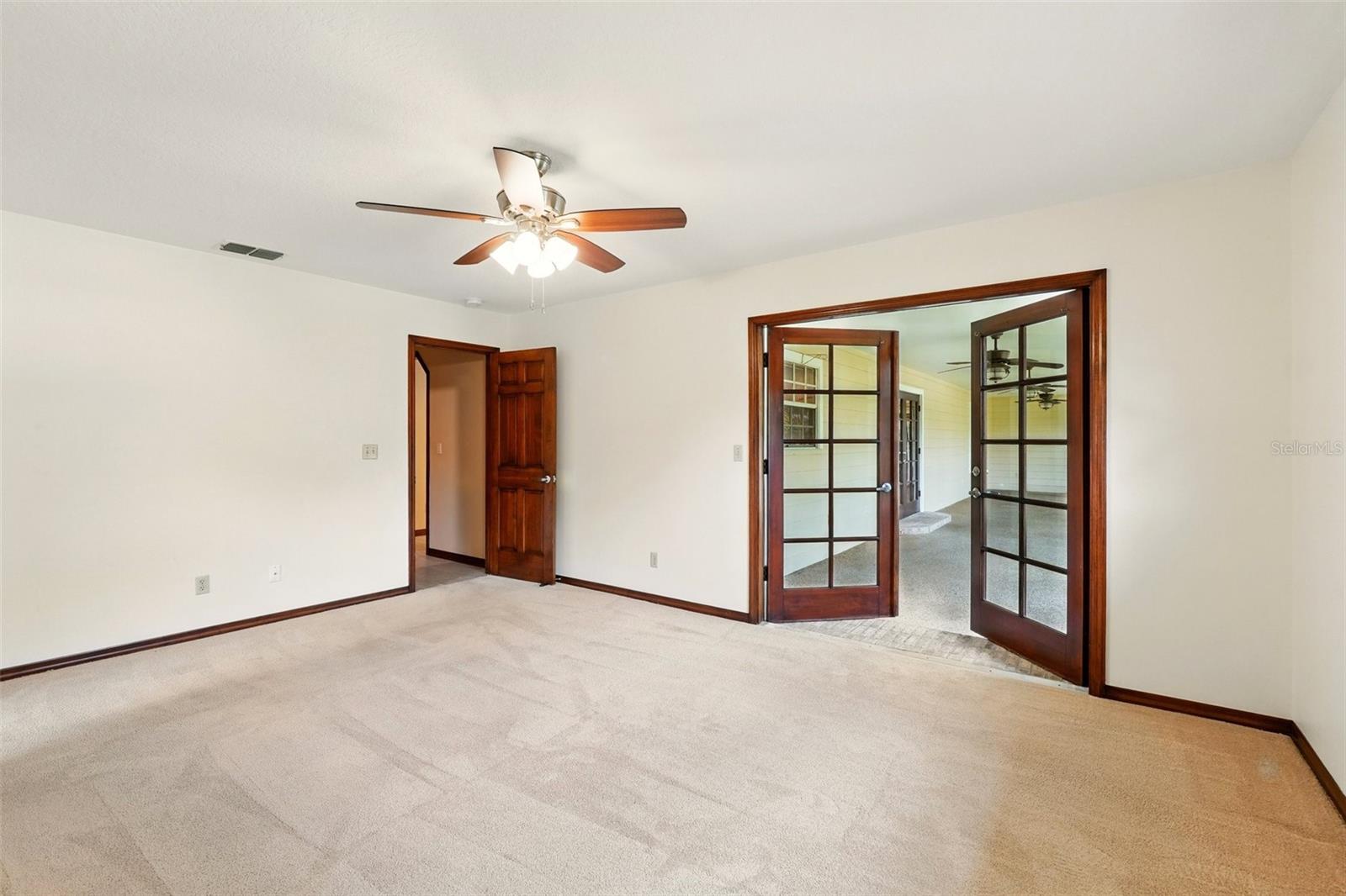 3075 SIMPSON RD, KISSIMMEE, FL, 34744