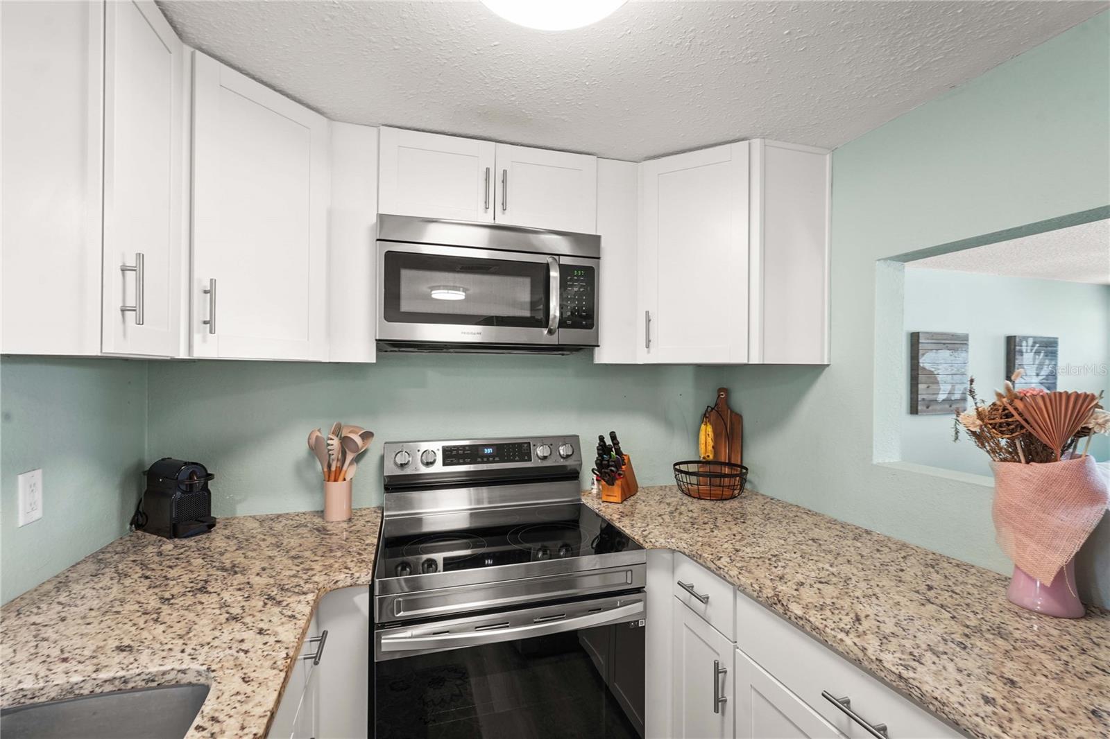 4311 2ND AVE E, BRADENTON, FL, 34208