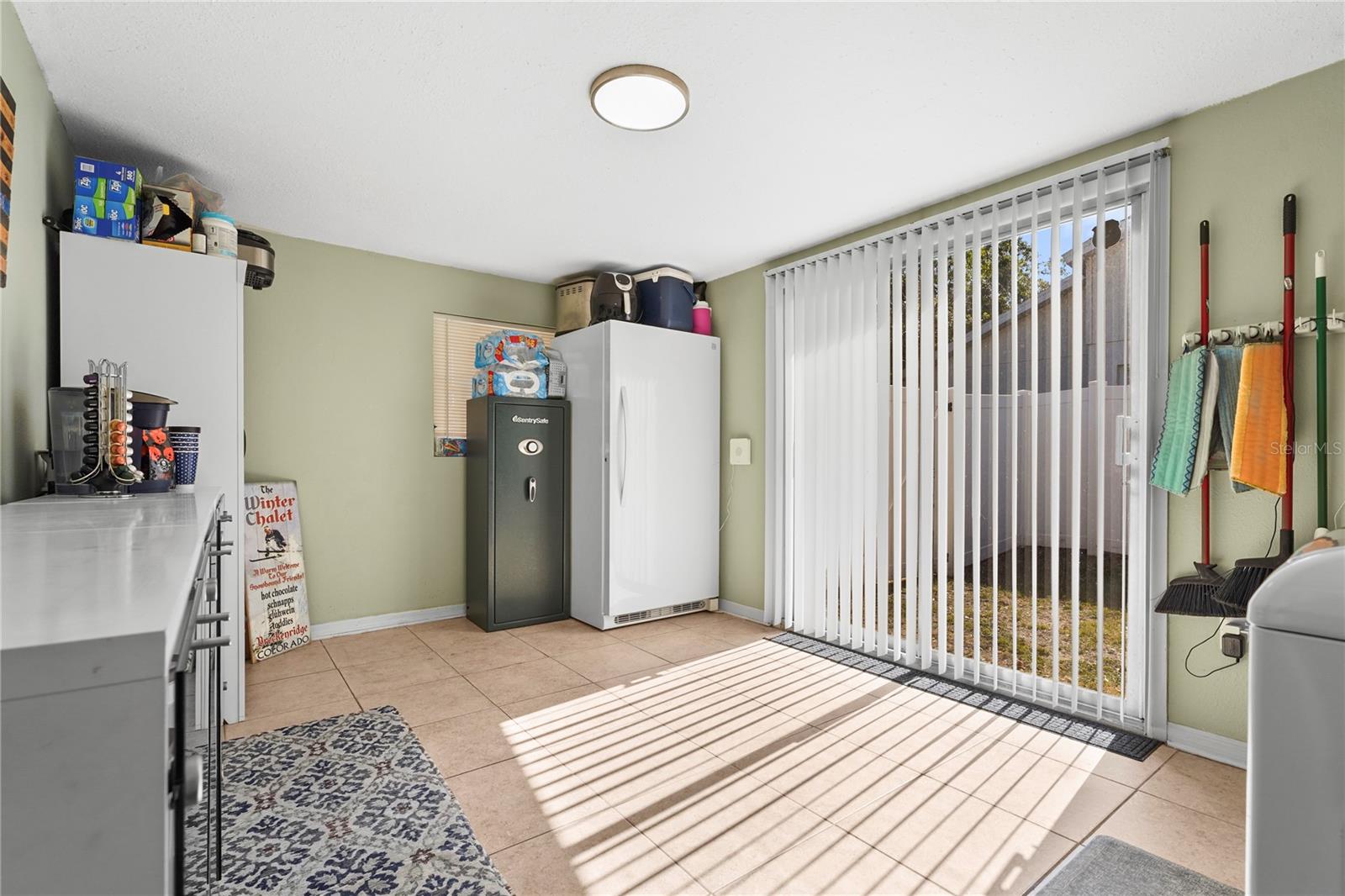 4311 2ND AVE E, BRADENTON, FL, 34208
