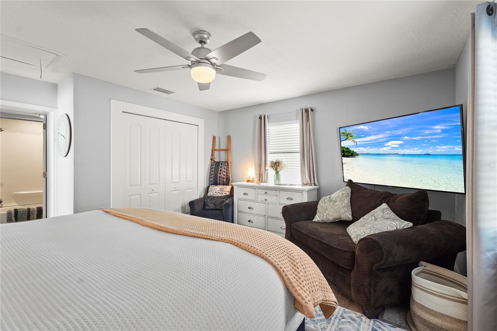 4311 2ND AVE E, BRADENTON, FL, 34208