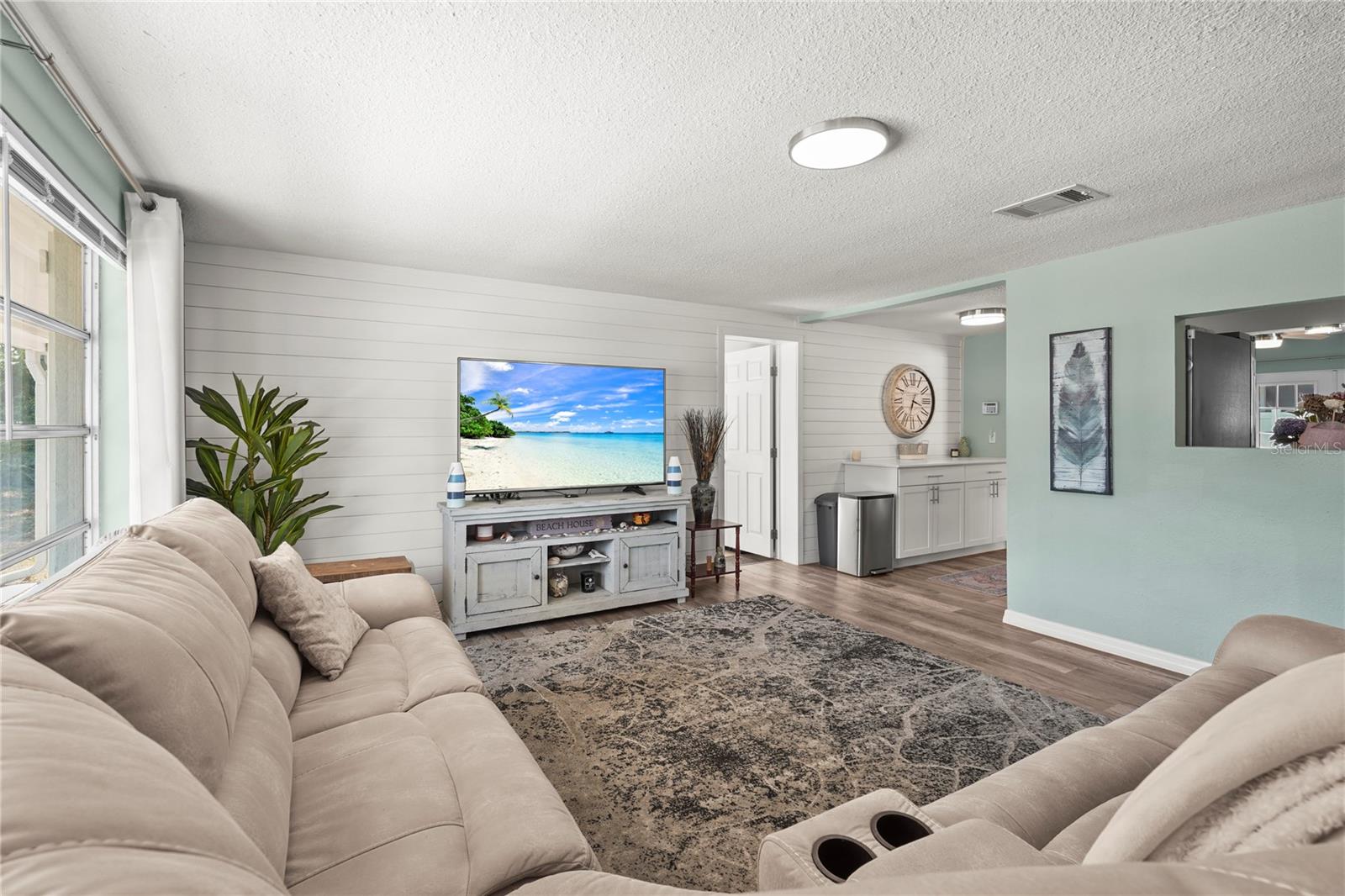 4311 2ND AVE E, BRADENTON, FL, 34208