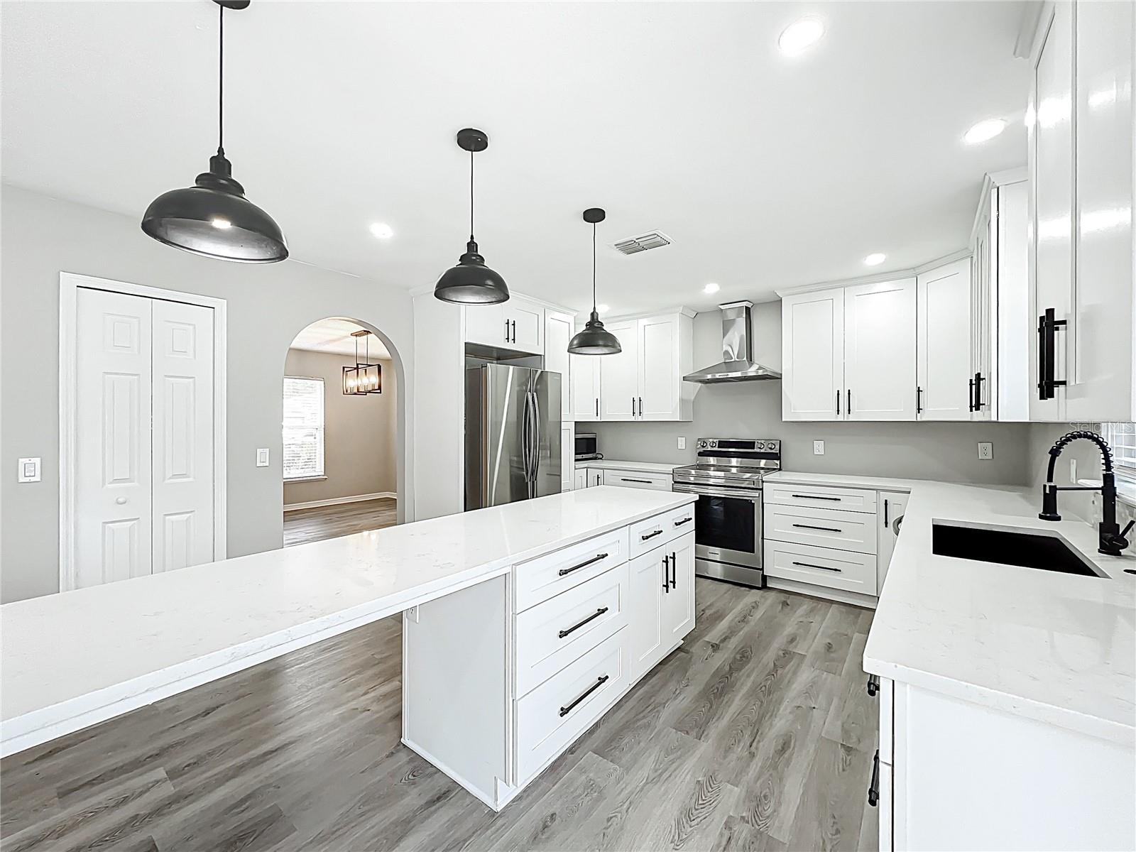 25029 HYDE PARK BLVD, LAND O LAKES, FL, 34639