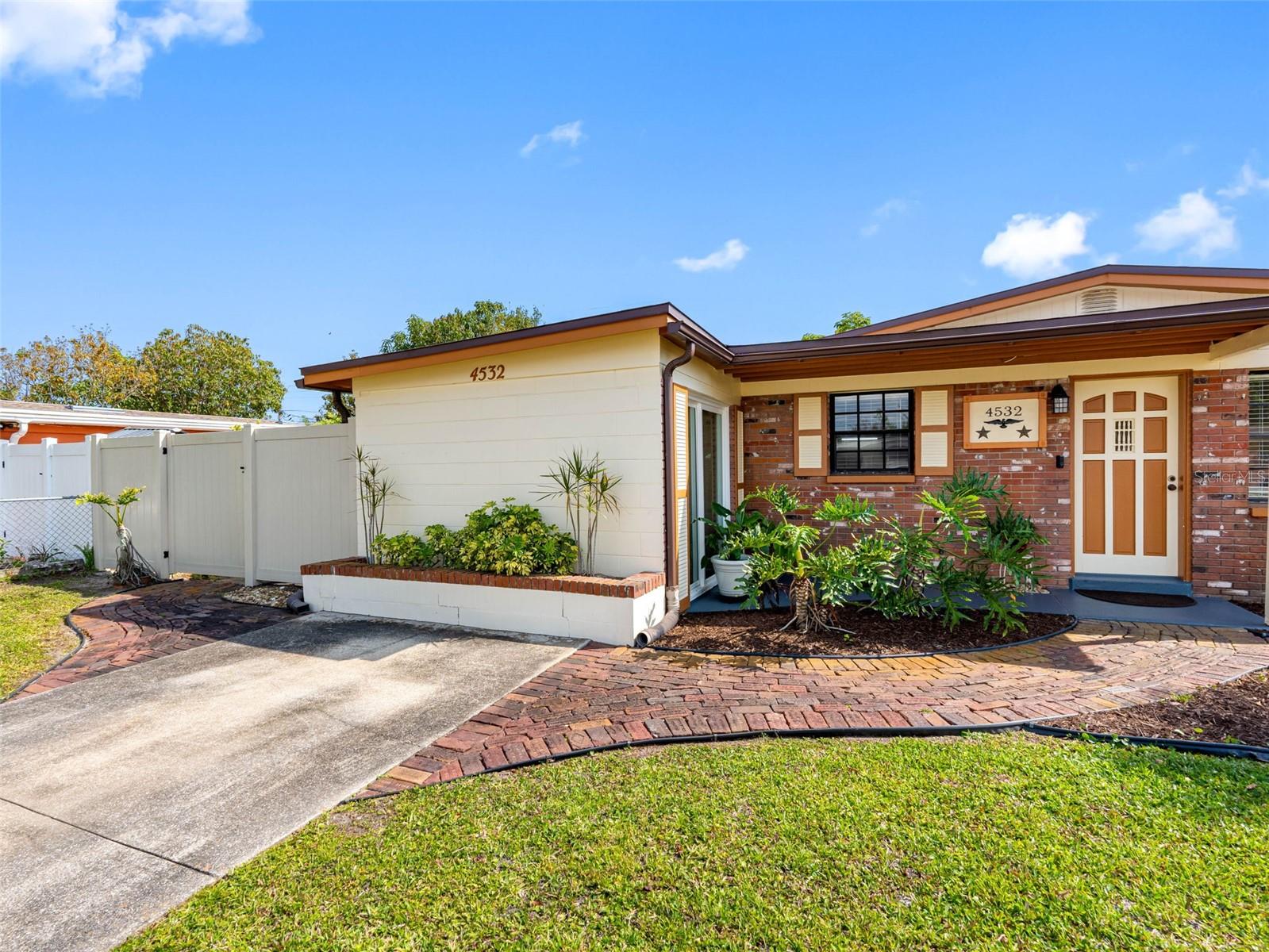 4532 W IDLEWILD AVE, TAMPA, FL, 33614