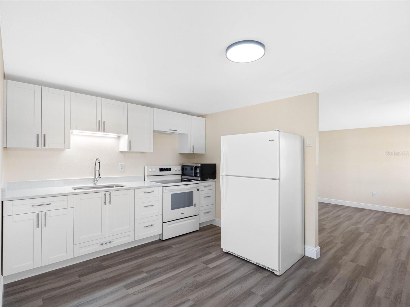 4532 W IDLEWILD AVE, TAMPA, FL, 33614