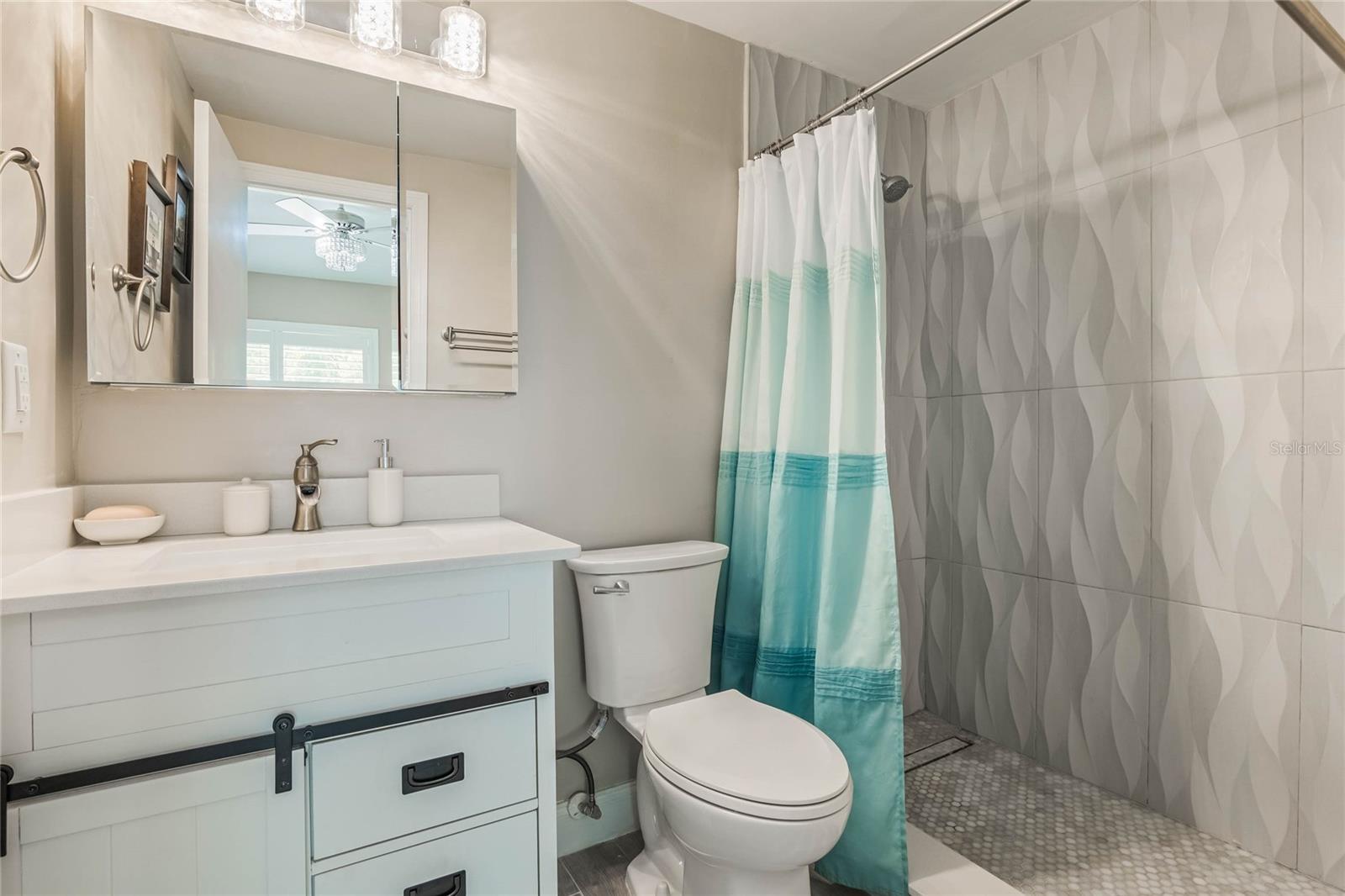 1013 LOVE LN #32, APOPKA, FL, 32703