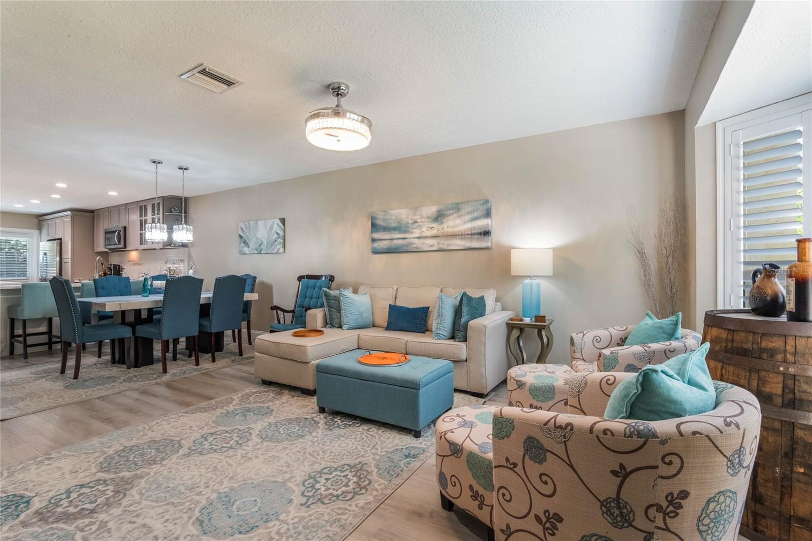 1013 LOVE LN #32, APOPKA, FL, 32703
