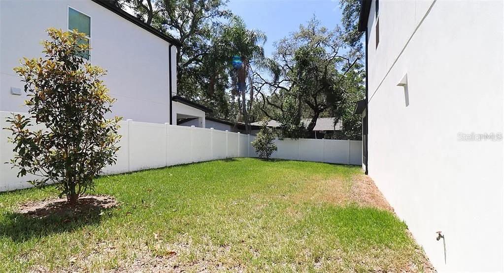 12506 N BOULEVARD, TAMPA, FL, 33612