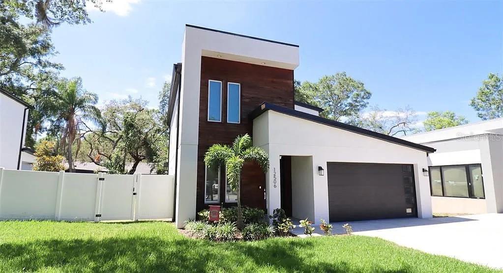12506 N BOULEVARD, TAMPA, FL, 33612