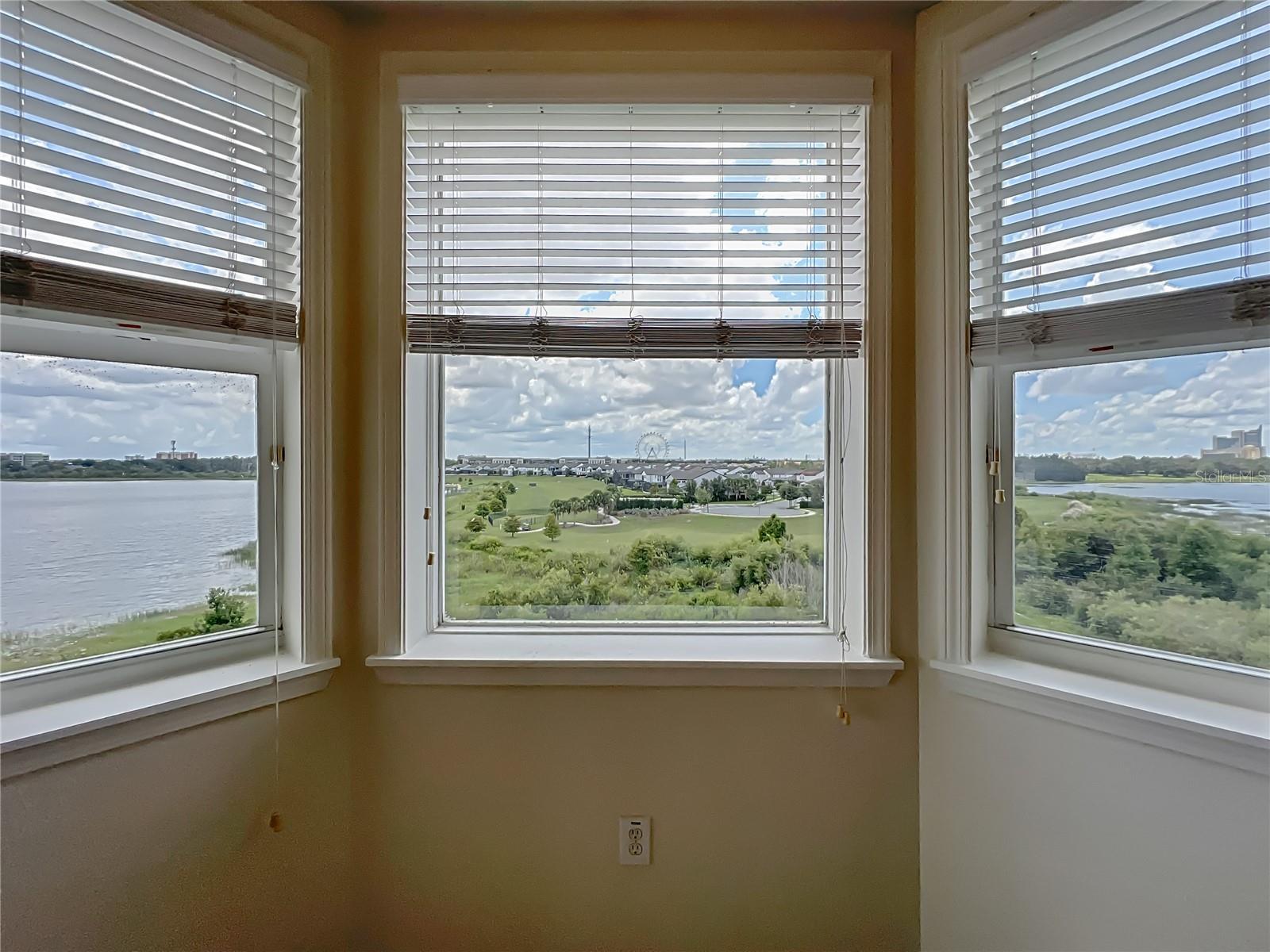 8743 S THE ESPLANADE #18, ORLANDO, FL, 32836