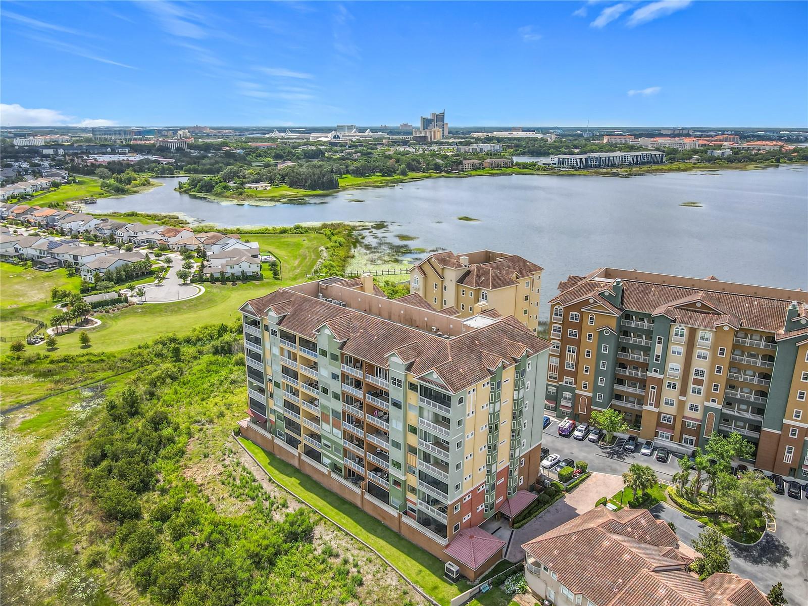 8743 S THE ESPLANADE #18, ORLANDO, FL, 32836
