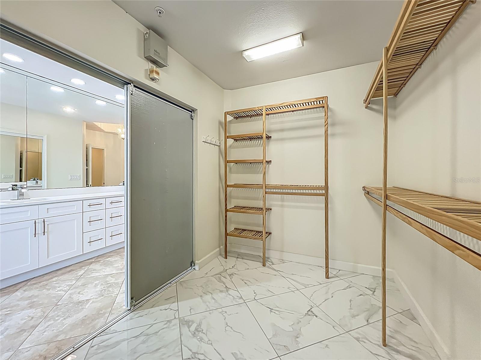 8743 S THE ESPLANADE #18, ORLANDO, FL, 32836