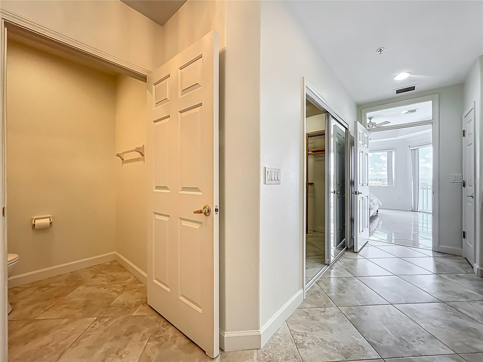 8743 S THE ESPLANADE #18, ORLANDO, FL, 32836