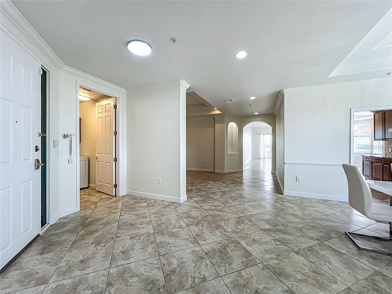 8743 S THE ESPLANADE #18, ORLANDO, FL, 32836