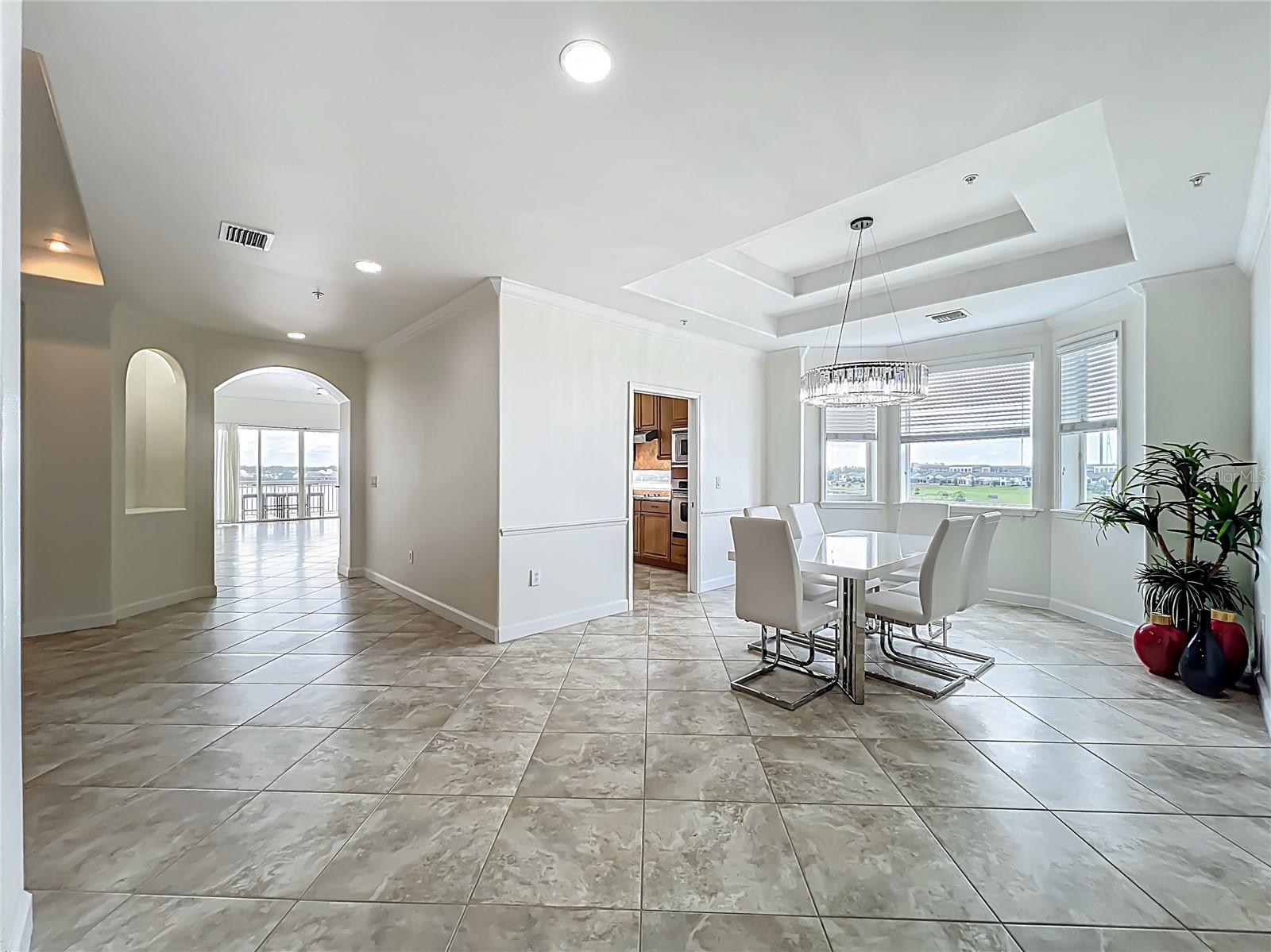 8743 S THE ESPLANADE #18, ORLANDO, FL, 32836