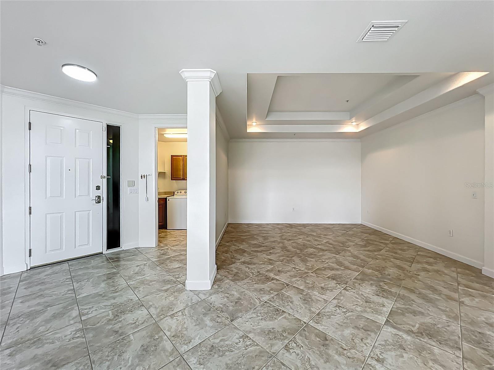 8743 S THE ESPLANADE #18, ORLANDO, FL, 32836