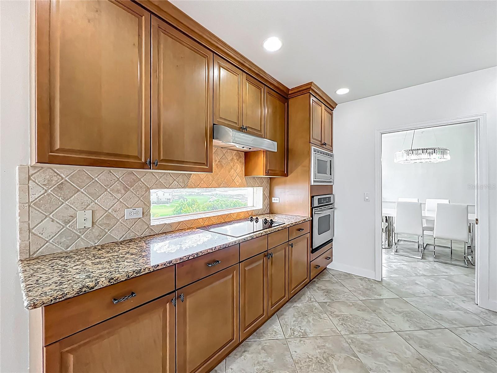 8743 S THE ESPLANADE #18, ORLANDO, FL, 32836