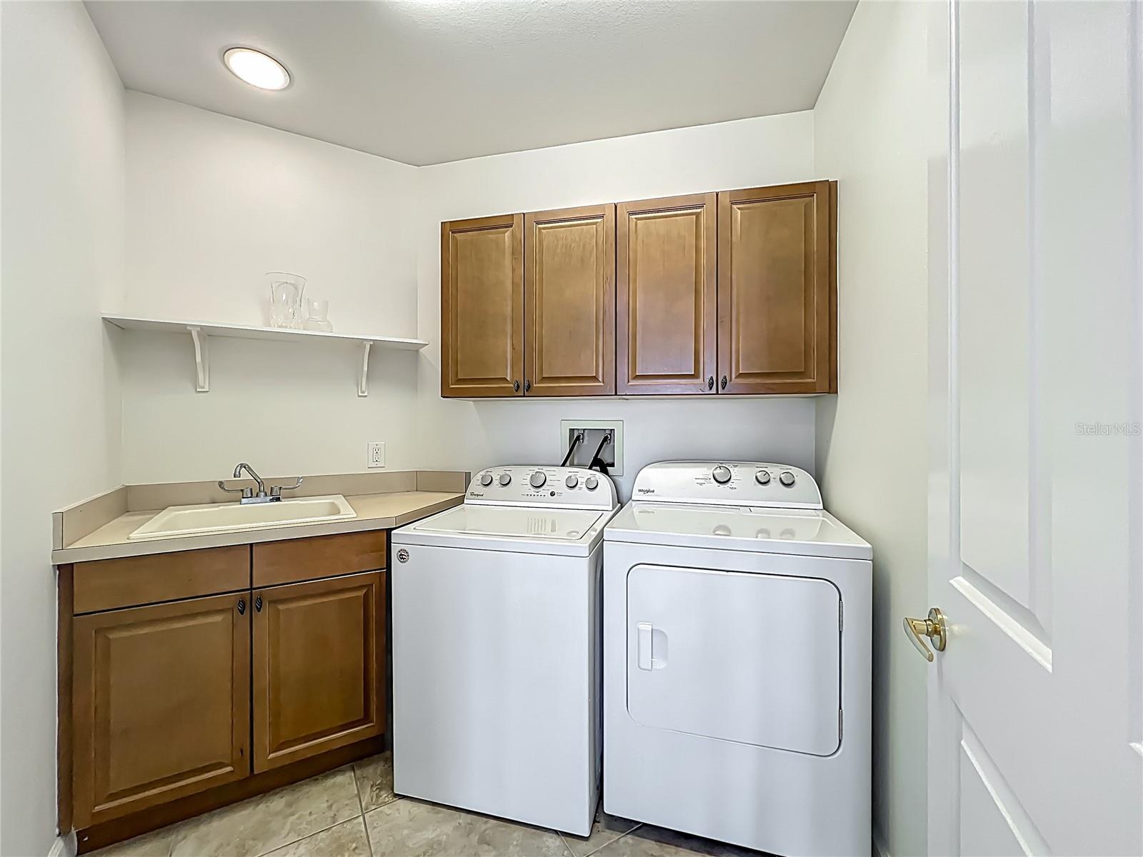 8743 S THE ESPLANADE #18, ORLANDO, FL, 32836