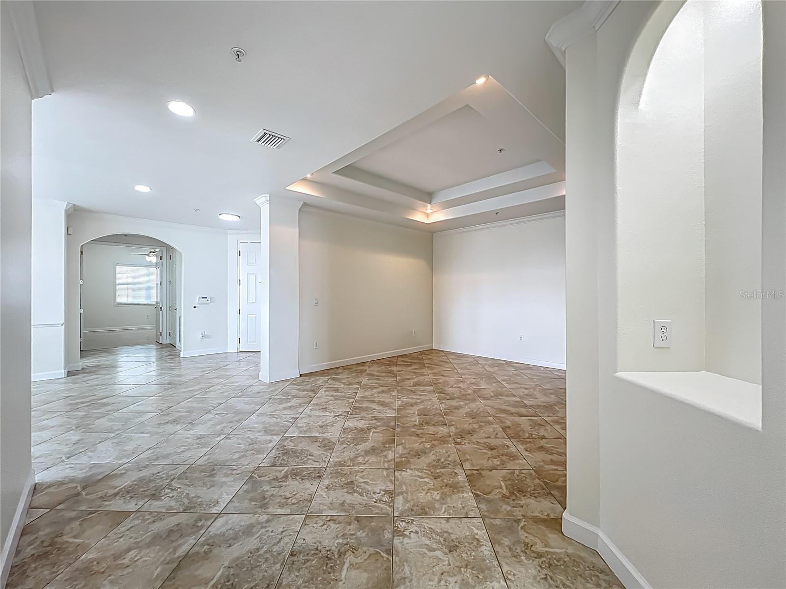 8743 S THE ESPLANADE #18, ORLANDO, FL, 32836