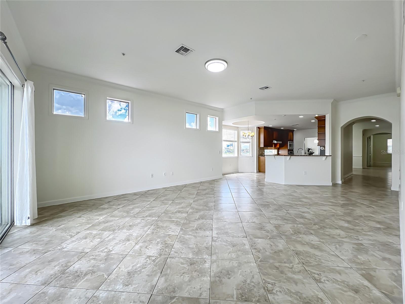 8743 S THE ESPLANADE #18, ORLANDO, FL, 32836