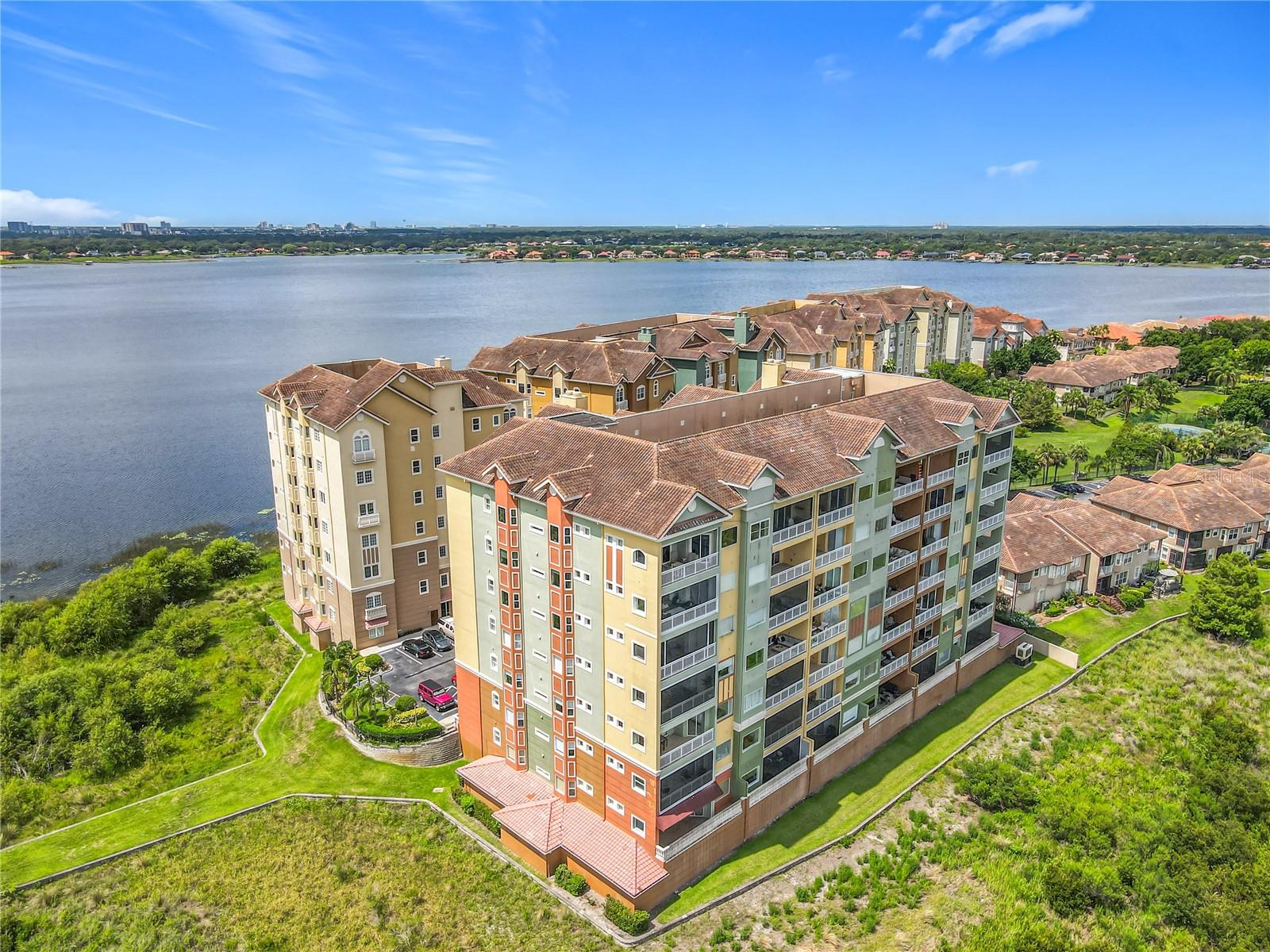 8743 S THE ESPLANADE #18, ORLANDO, FL, 32836