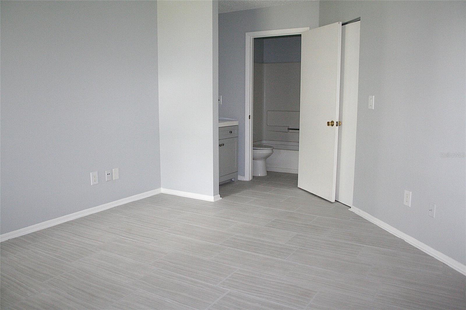 2593 GRASSY POINT DR #101, LAKE MARY, FL, 32746