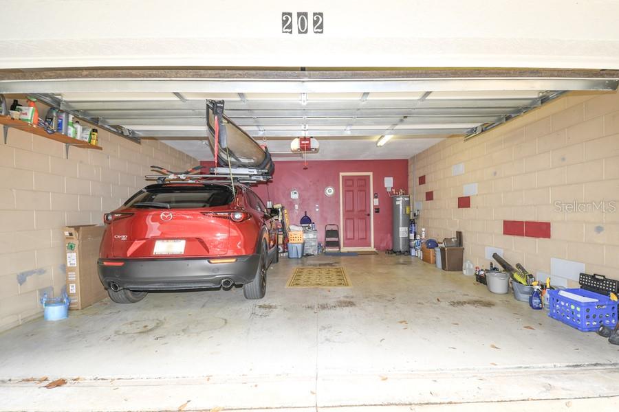 202 N PALM AVE, HOWEY IN THE HILLS, FL, 34737