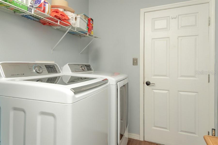 202 N PALM AVE, HOWEY IN THE HILLS, FL, 34737