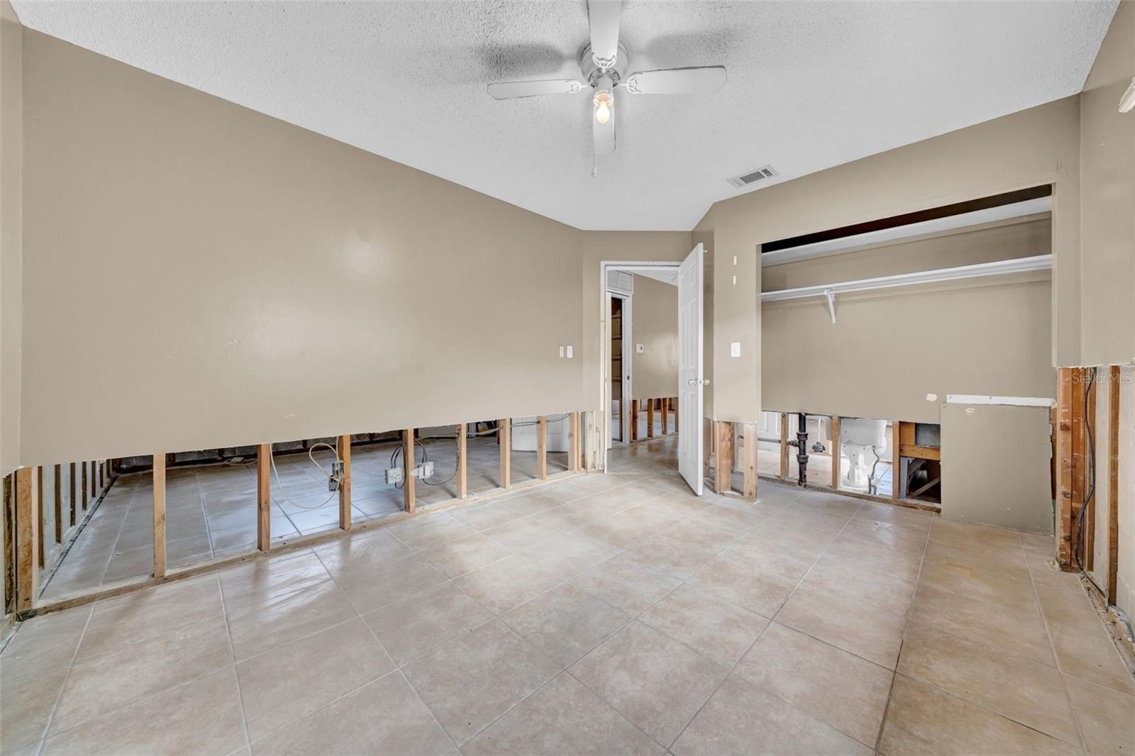 459 92ND AVE N, ST PETERSBURG, FL, 33702