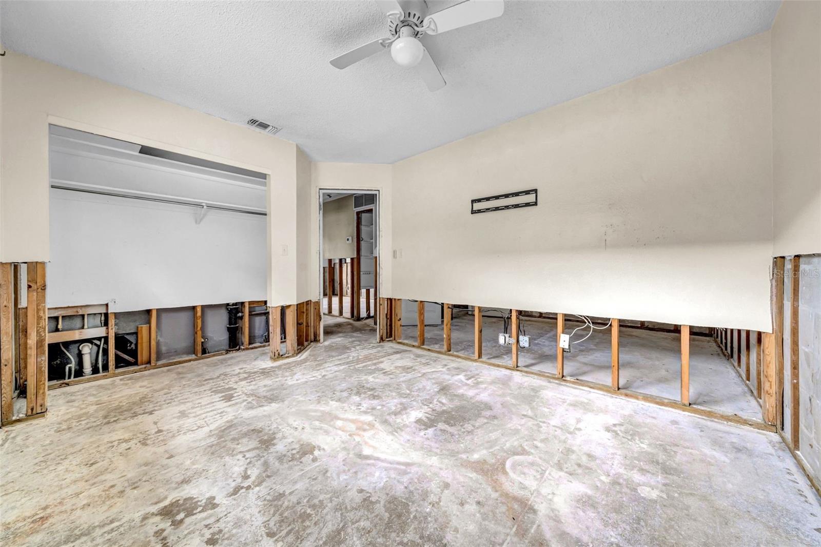 459 92ND AVE N, ST PETERSBURG, FL, 33702