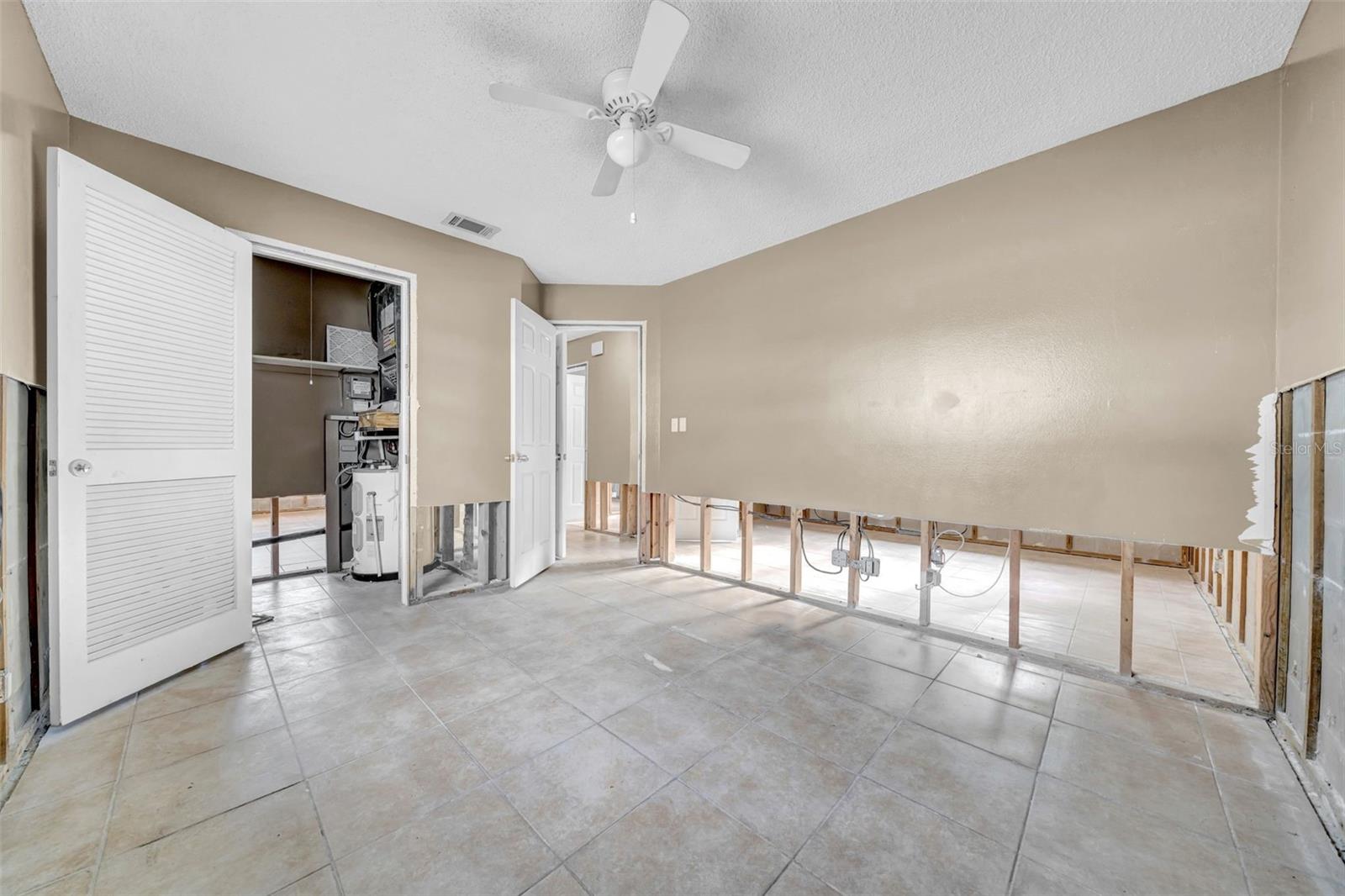 459 92ND AVE N, ST PETERSBURG, FL, 33702