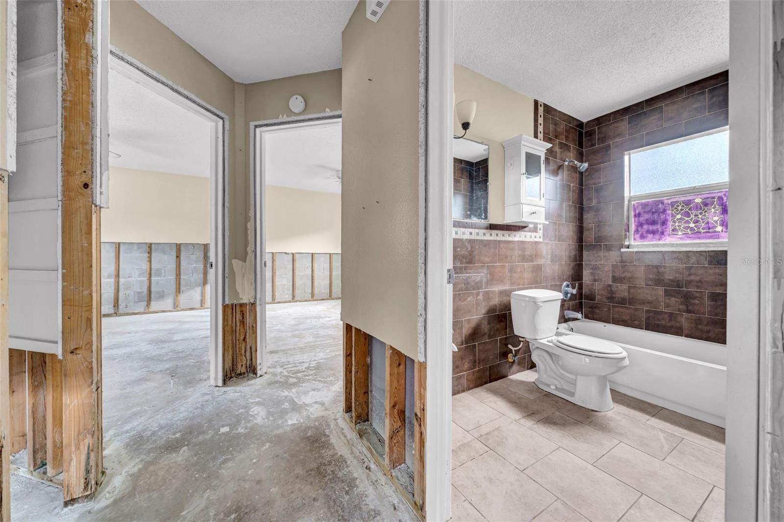 459 92ND AVE N, ST PETERSBURG, FL, 33702