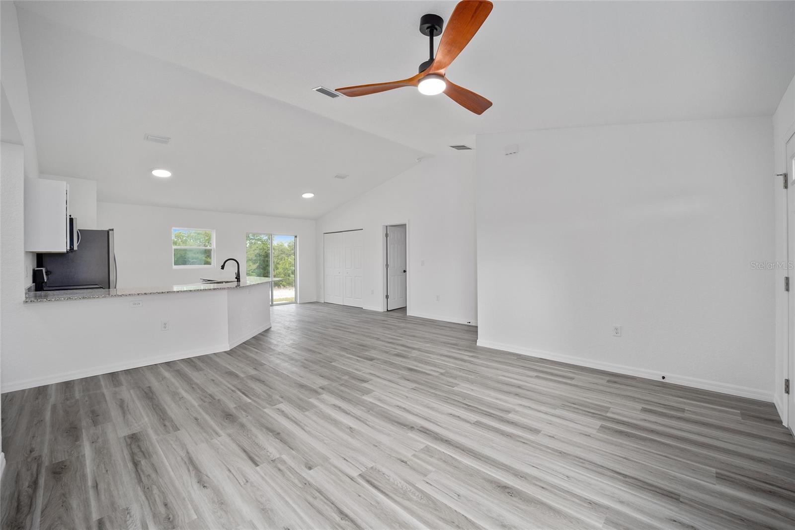 24417 NW GERANIUM AVE, DUNNELLON, FL, 34431