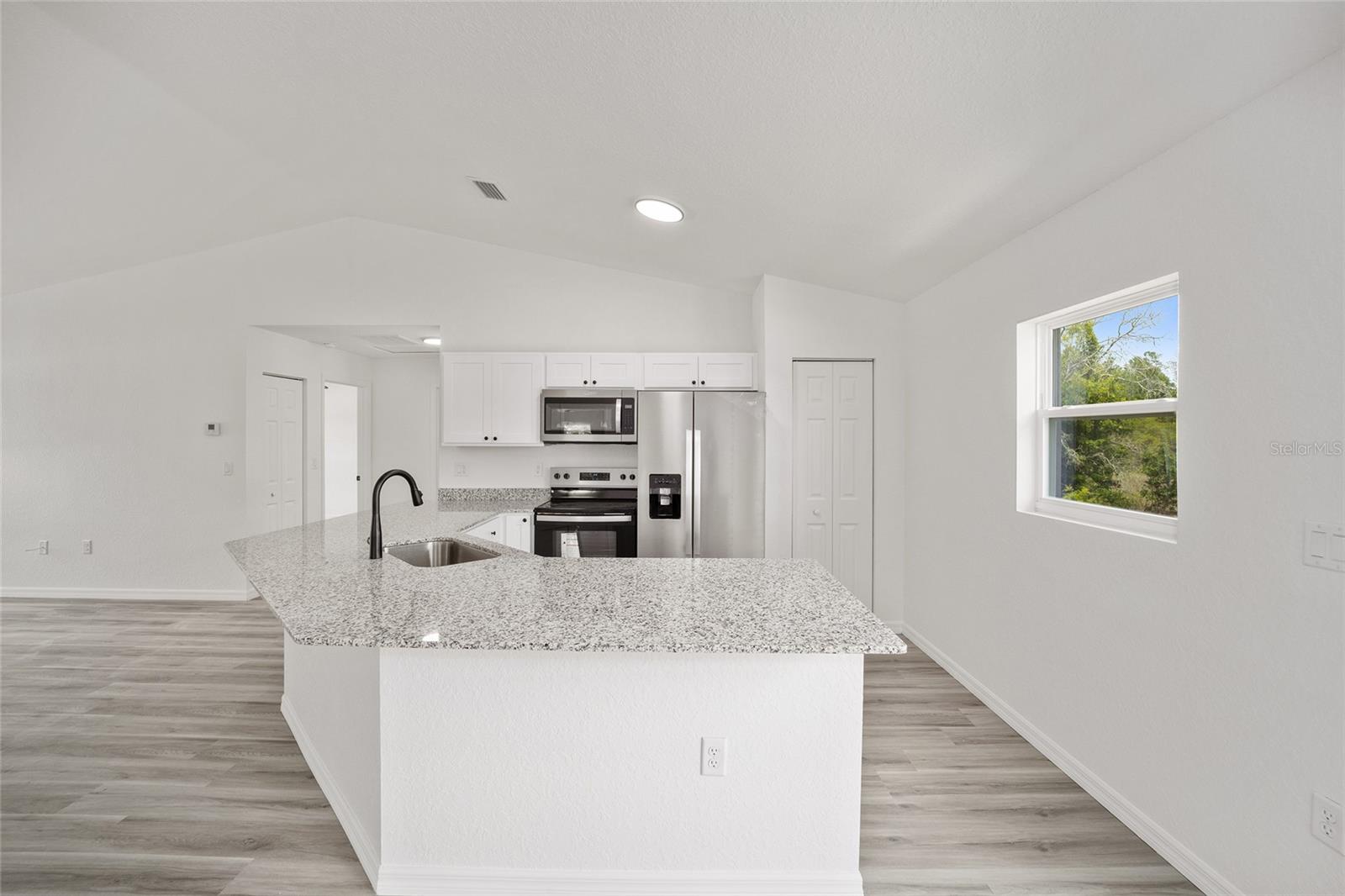 24417 NW GERANIUM AVE, DUNNELLON, FL, 34431