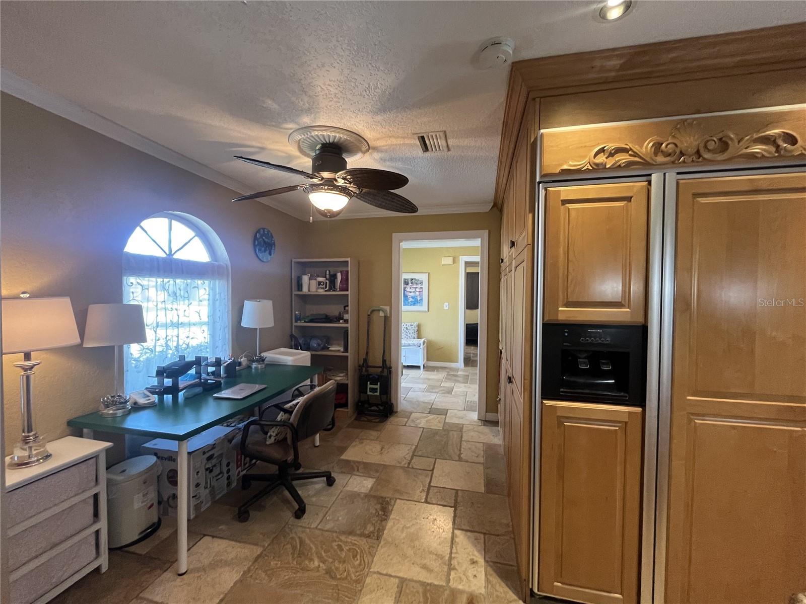 24 ISLAND DR, TREASURE ISLAND, FL, 33706