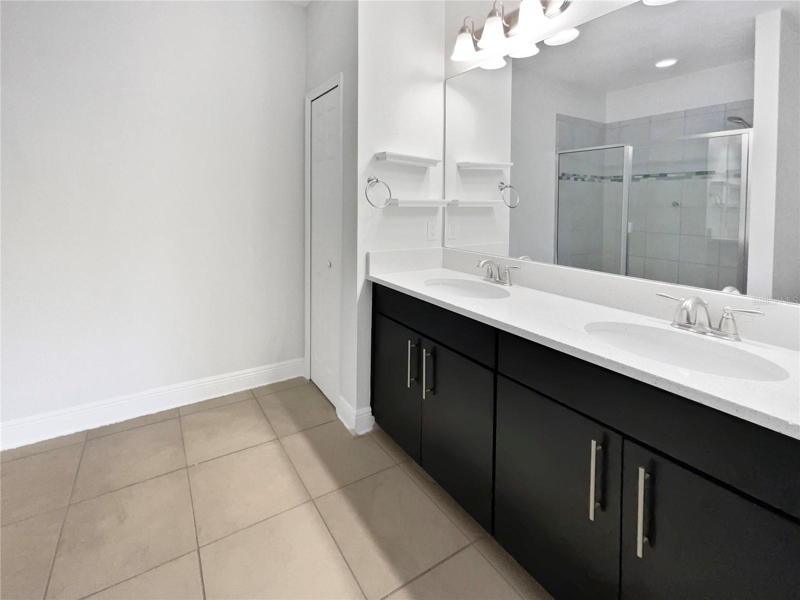 1998 MILKWEED TRCE, LUTZ, FL, 33558
