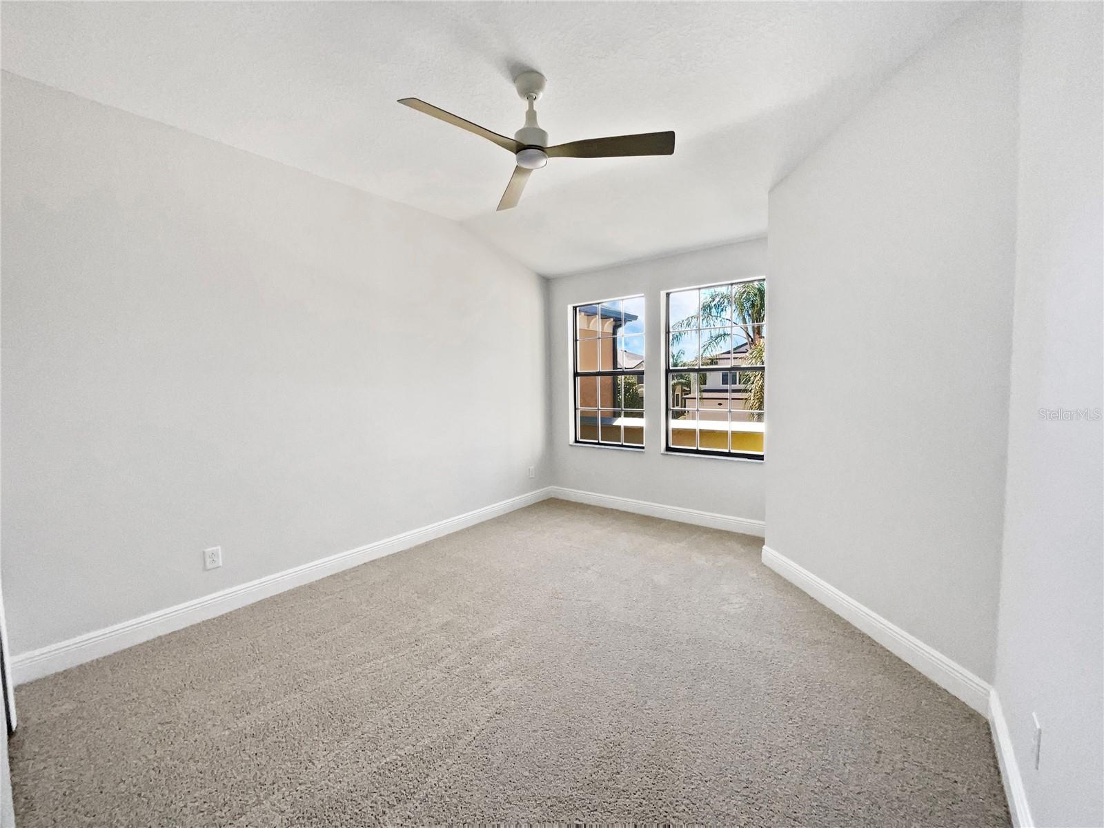 1998 MILKWEED TRCE, LUTZ, FL, 33558