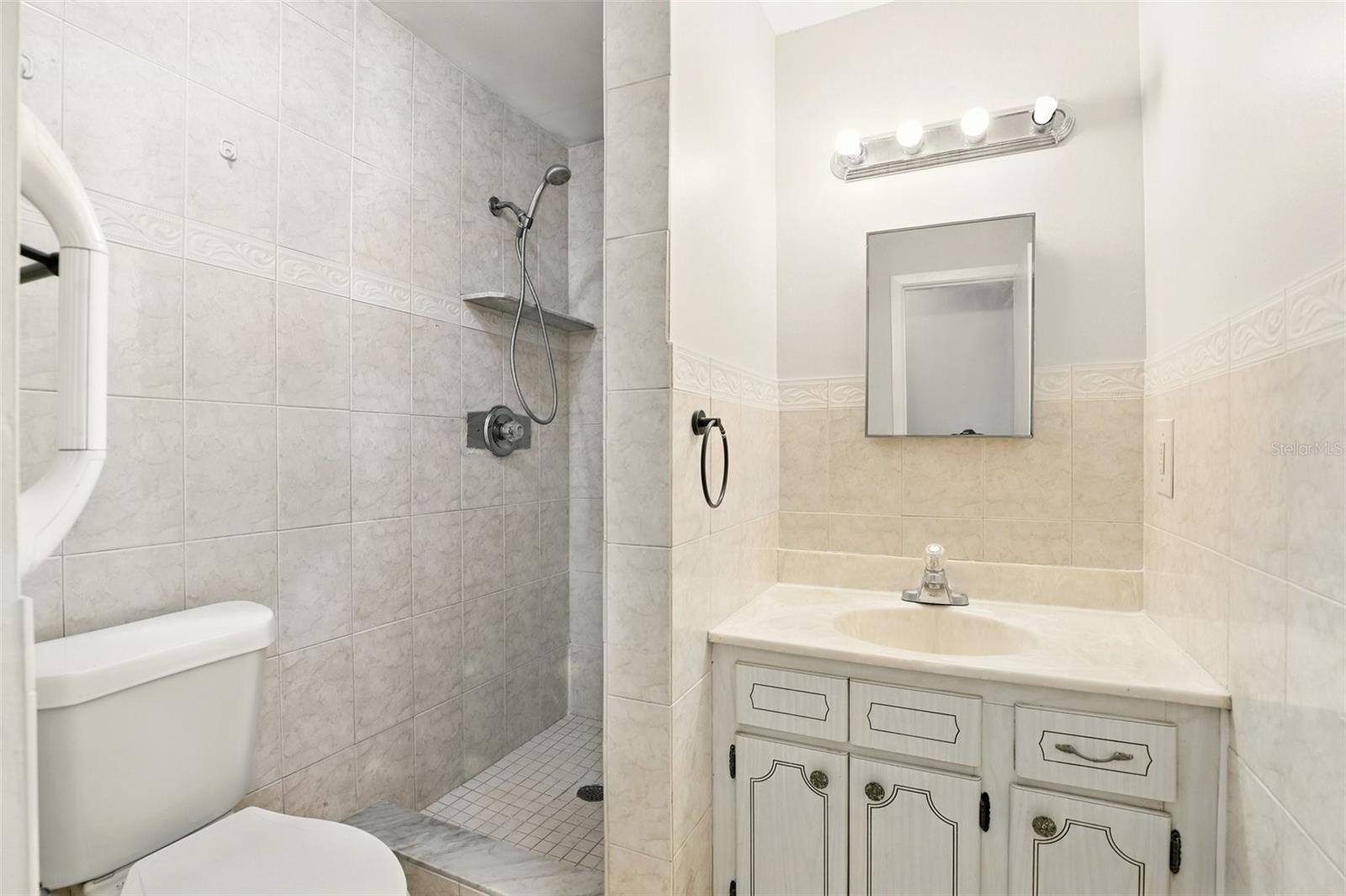 1109 BEATRICE DR, ORLANDO, FL, 32810