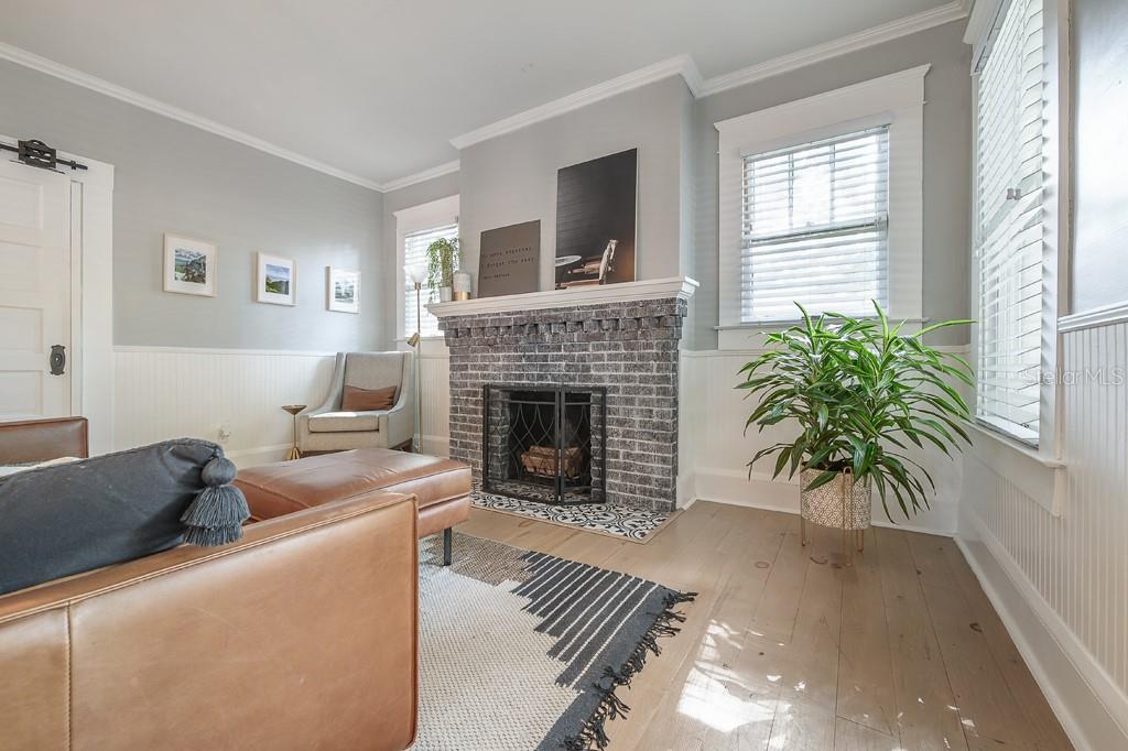 806 E NEW ORLEANS AVE, TAMPA, FL, 33603