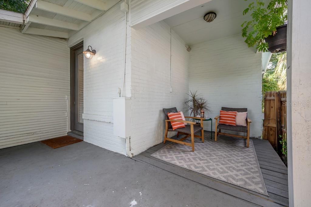 806 E NEW ORLEANS AVE, TAMPA, FL, 33603