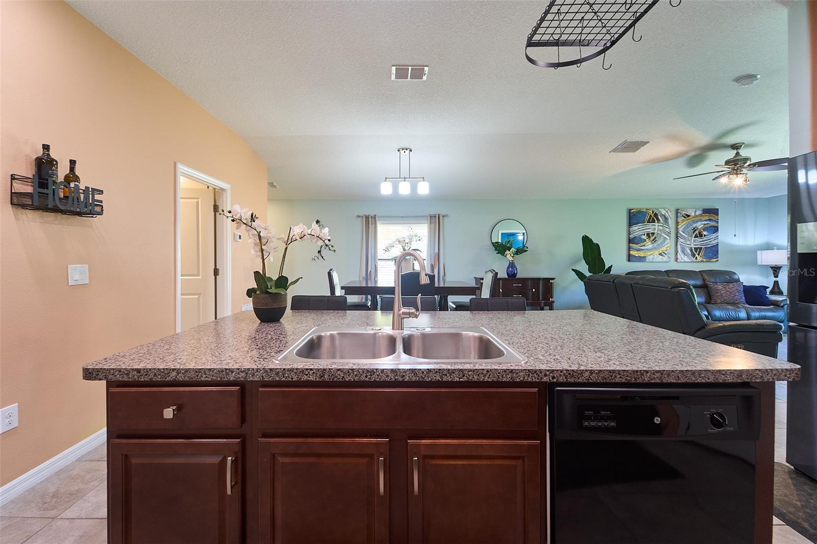 9736 SAGE CREEK DR, RUSKIN, FL, 33573