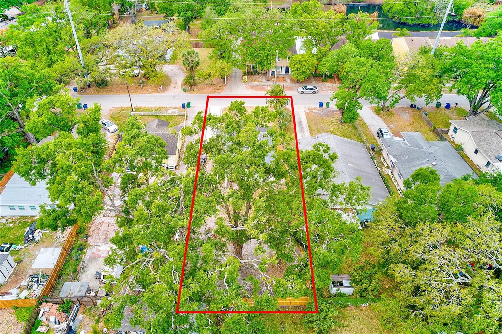 8409 N JONES AVE, TAMPA, FL, 33604