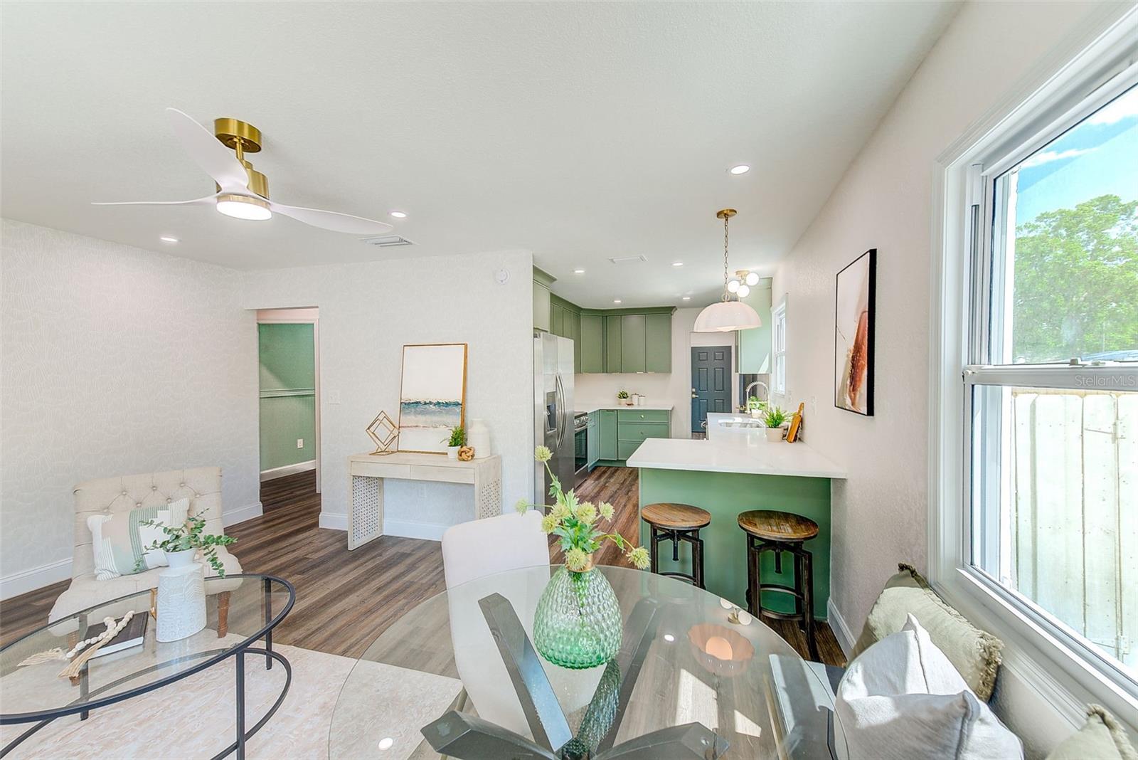 8409 N JONES AVE, TAMPA, FL, 33604