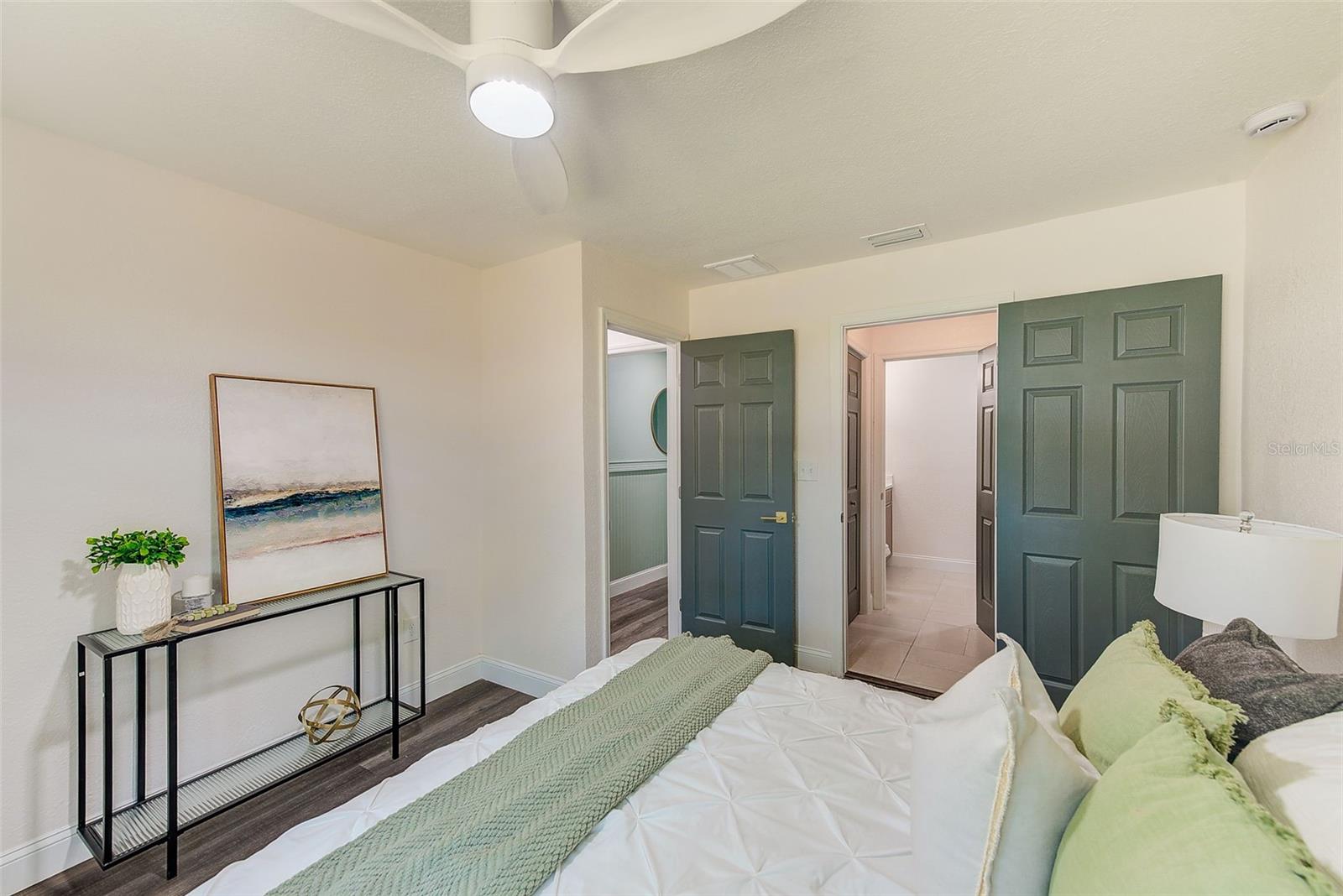 8409 N JONES AVE, TAMPA, FL, 33604