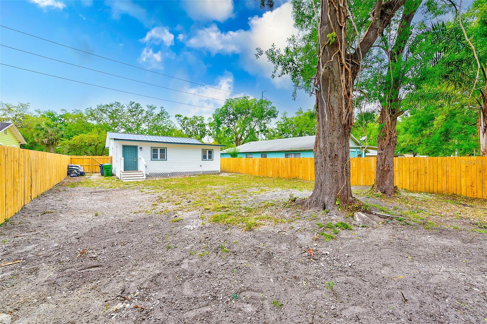 8409 N JONES AVE, TAMPA, FL, 33604