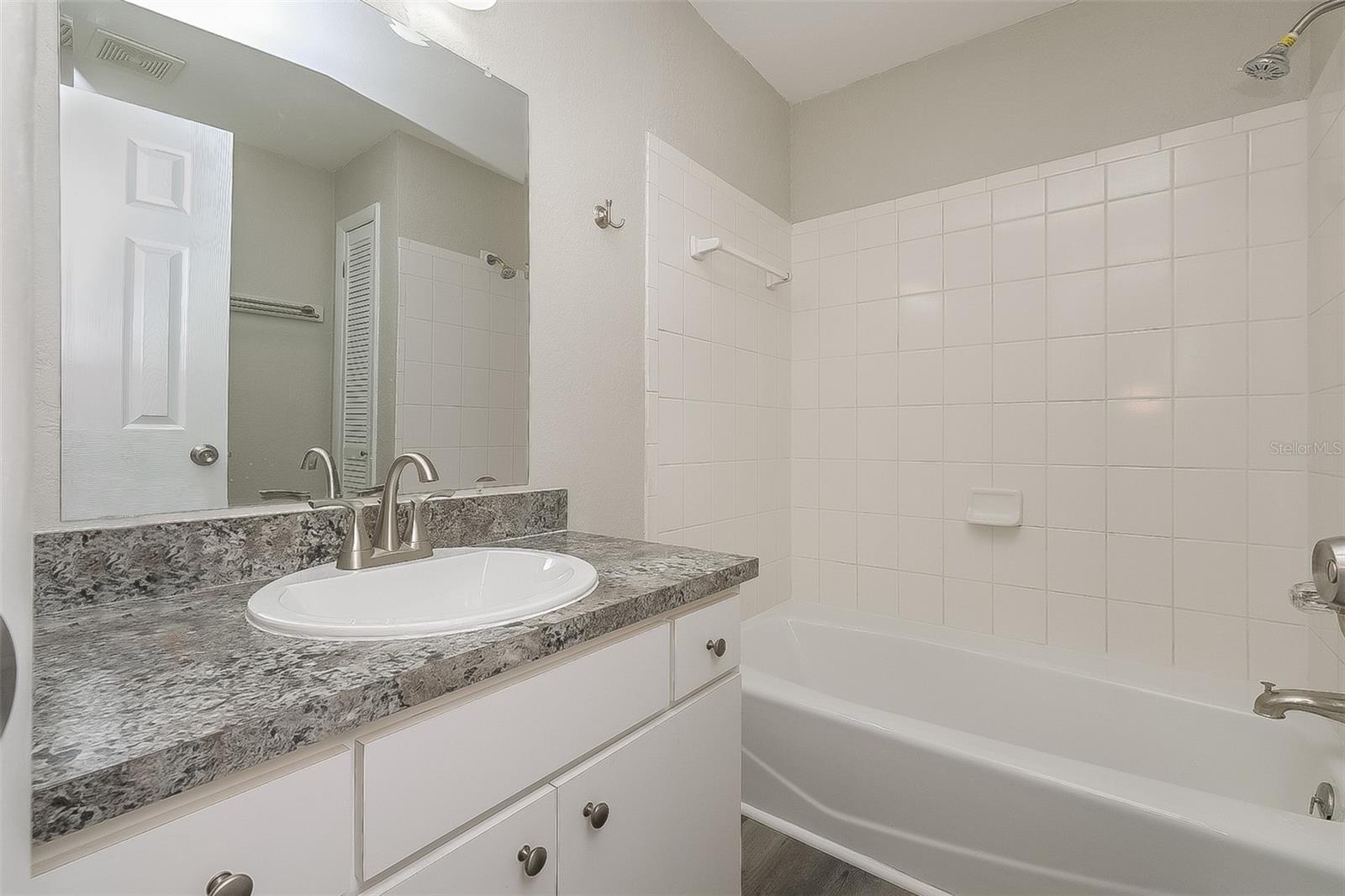 2012 LIVE OAK DR, PLANT CITY, FL, 33566