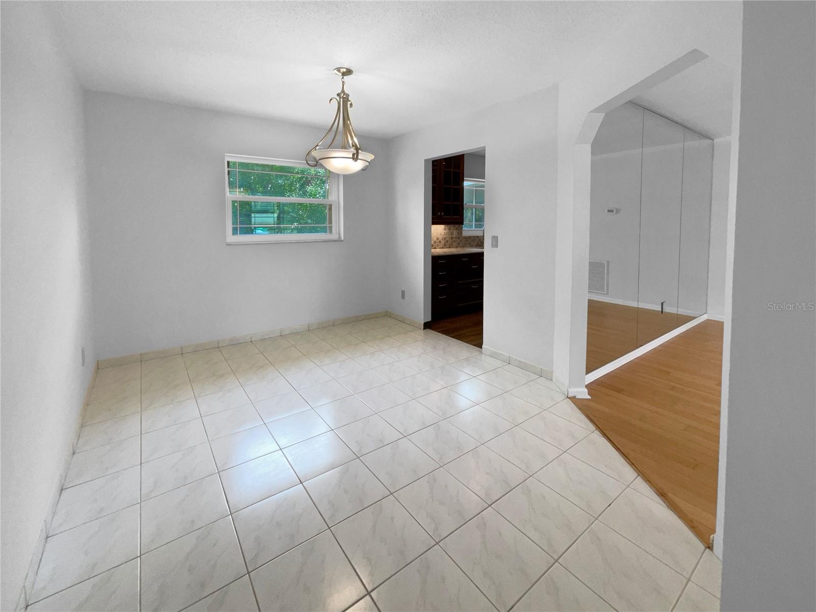 211 KINGS ROW, SEFFNER, FL, 33584