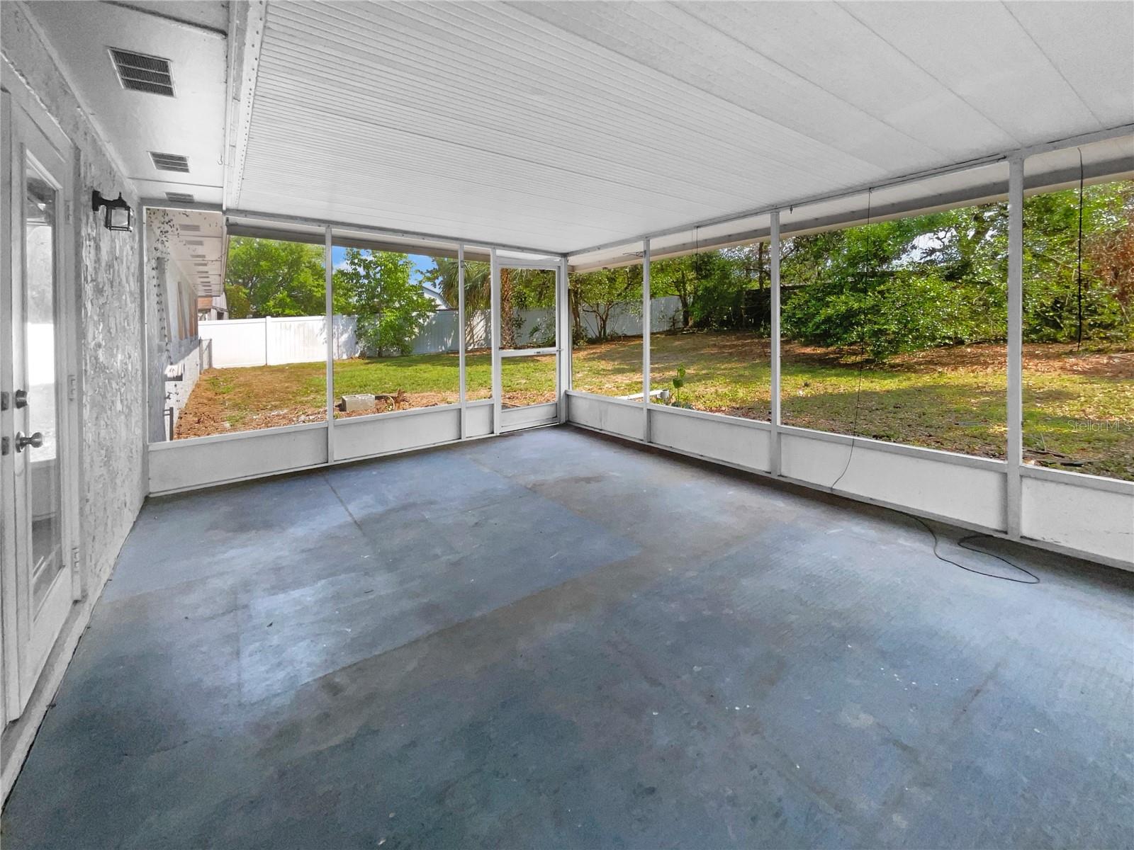 211 KINGS ROW, SEFFNER, FL, 33584