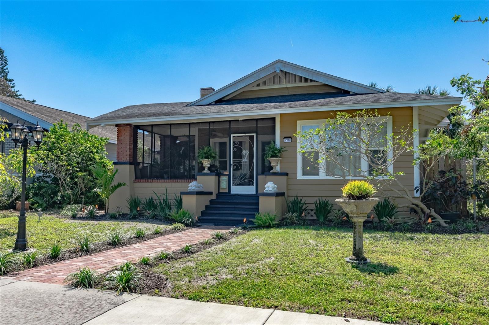 2910 BURLINGTON AVE N, ST PETERSBURG, FL, 33713