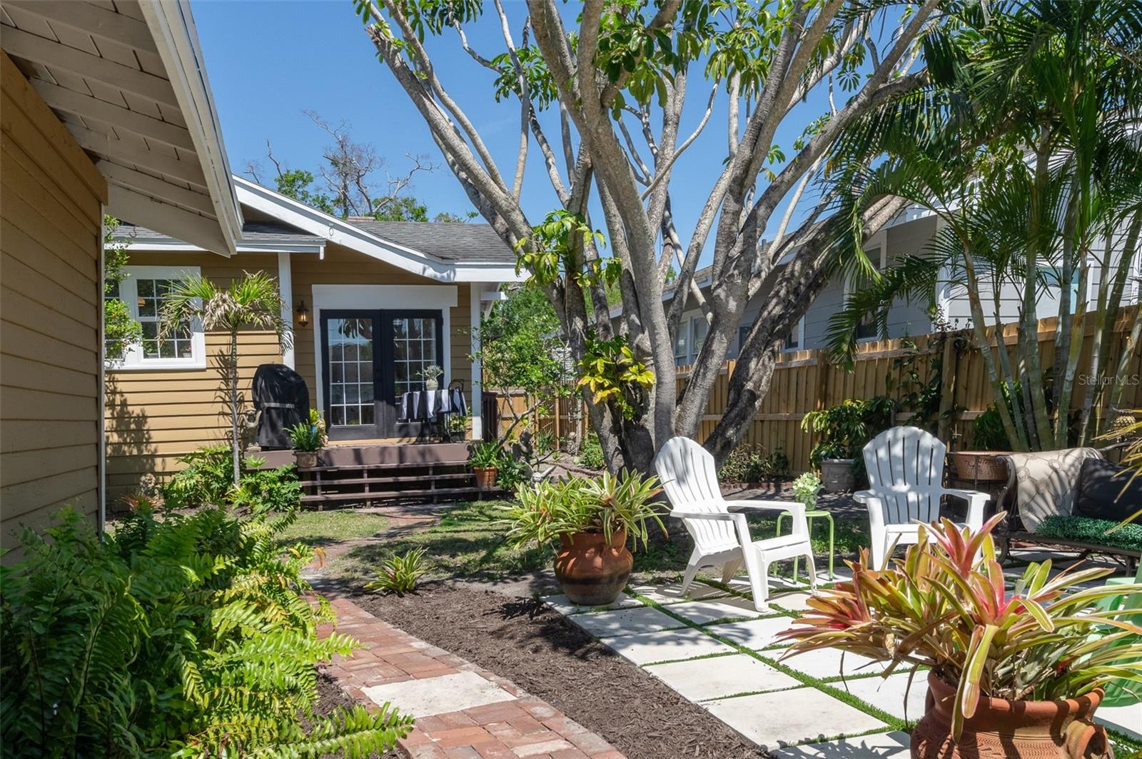 2910 BURLINGTON AVE N, ST PETERSBURG, FL, 33713