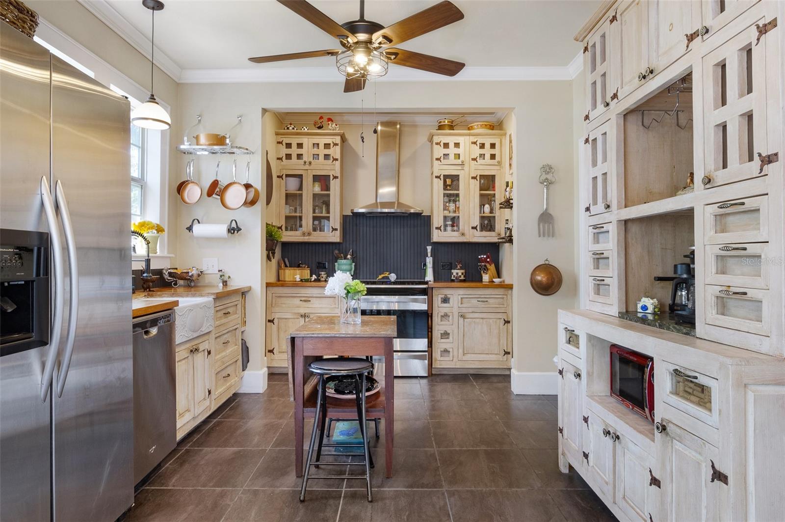 2910 BURLINGTON AVE N, ST PETERSBURG, FL, 33713